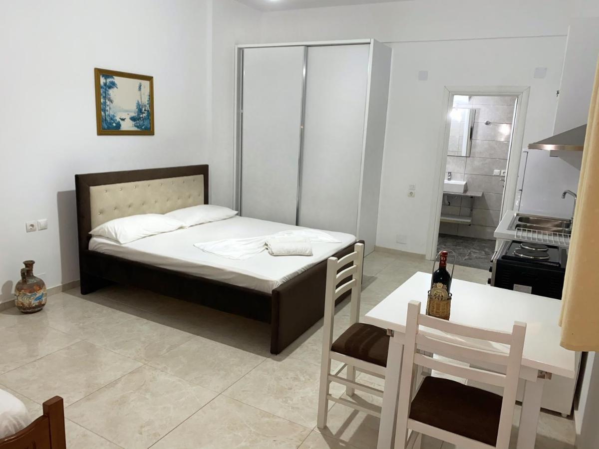 AM Apartment Sarandë Exteriör bild